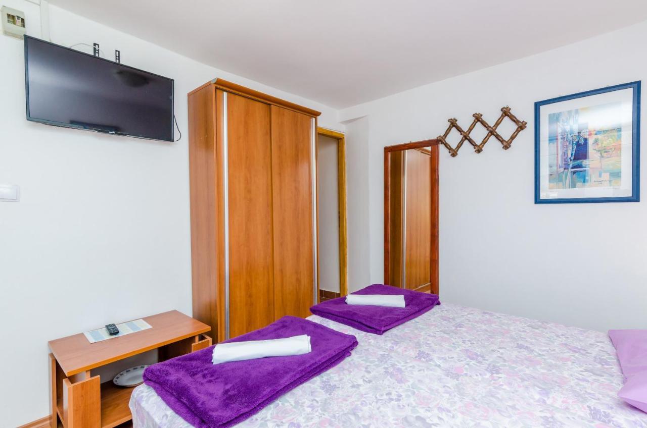 Apartments & Rooms Mihajica 챠브타트 외부 사진