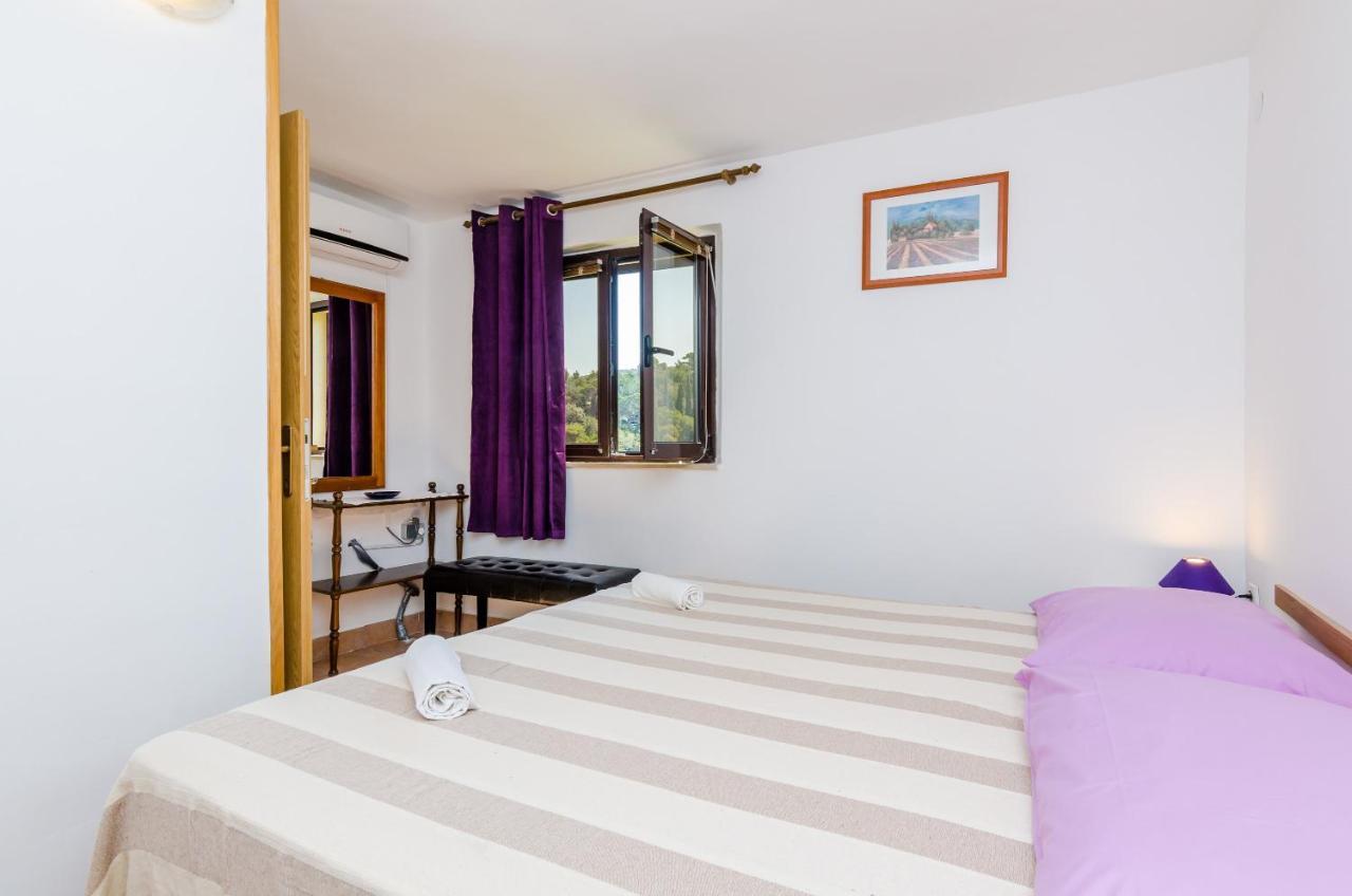 Apartments & Rooms Mihajica 챠브타트 외부 사진